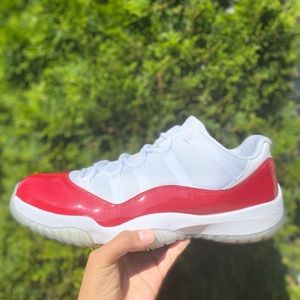 Jordan 11 Cherry